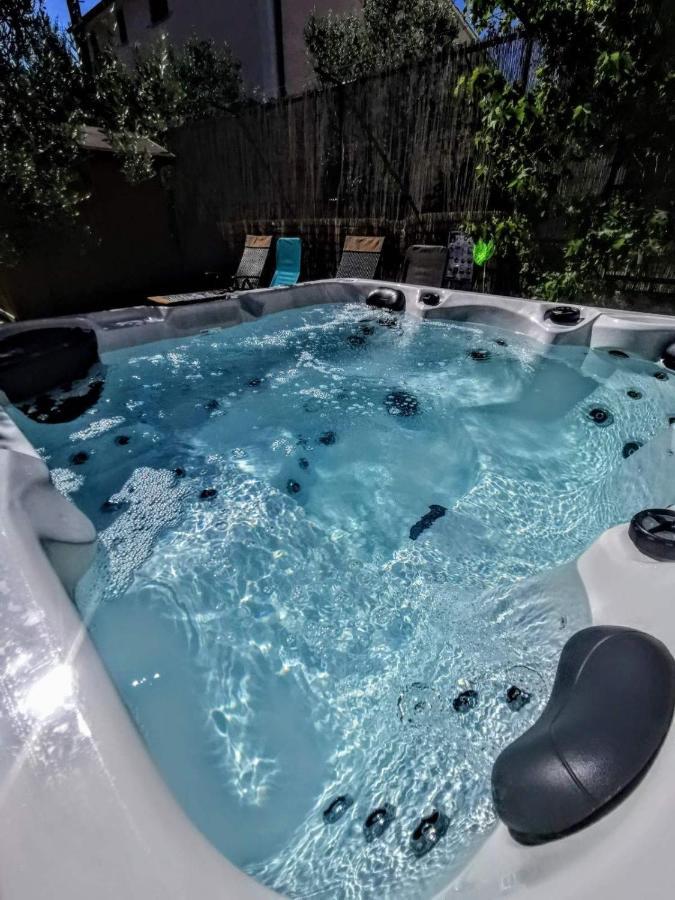 Holiday Home Istra With Jacuzzi Medulin Exteriér fotografie